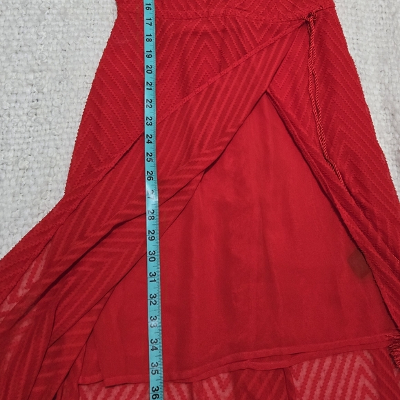 H&M Red Maxi Dress Sheer Textured Chevron Katy Perry Holiday Collection Size 4 - Picture 15 of 15
